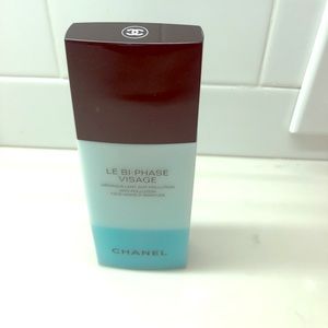 Chanel Anti Pollution face makeup remover